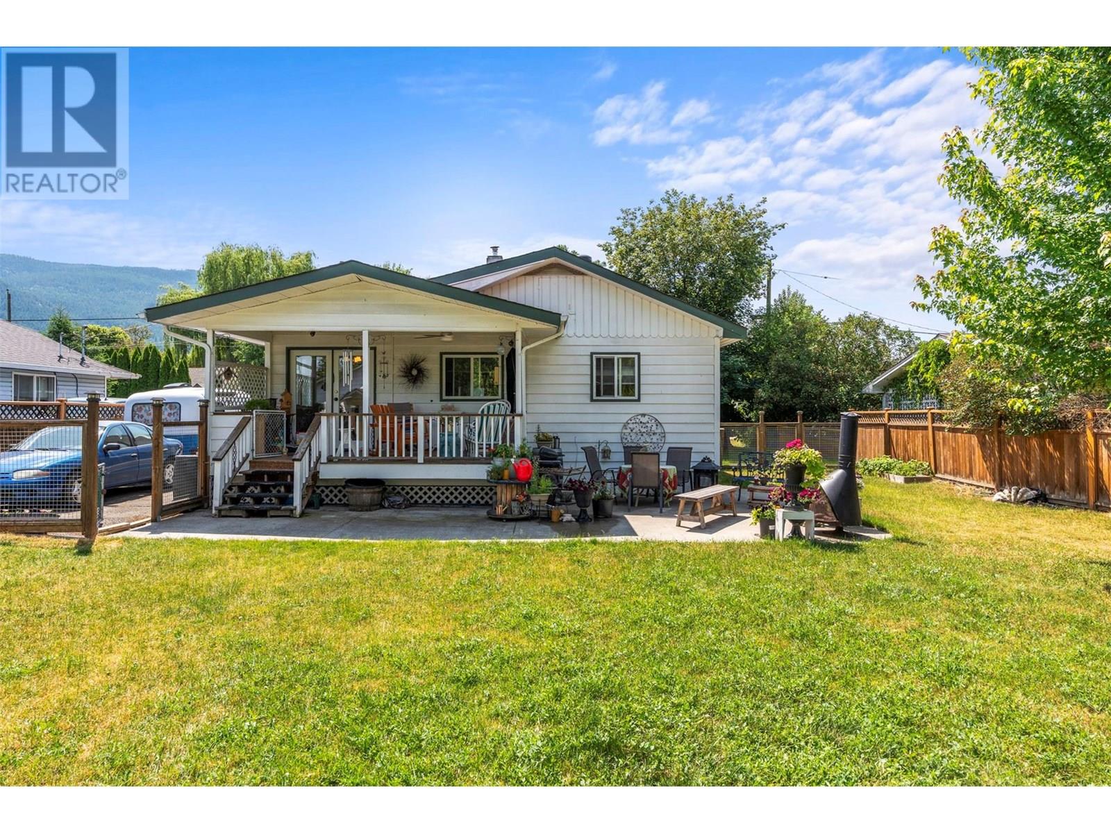 Photo 22 of 2270 Wilson Avenue, Armstrong BC
