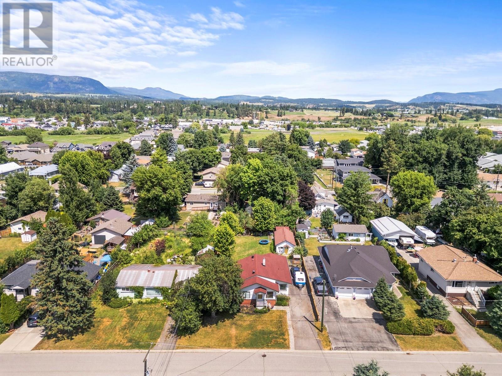 Photo 43 of 2270 Wilson Avenue, Armstrong BC
