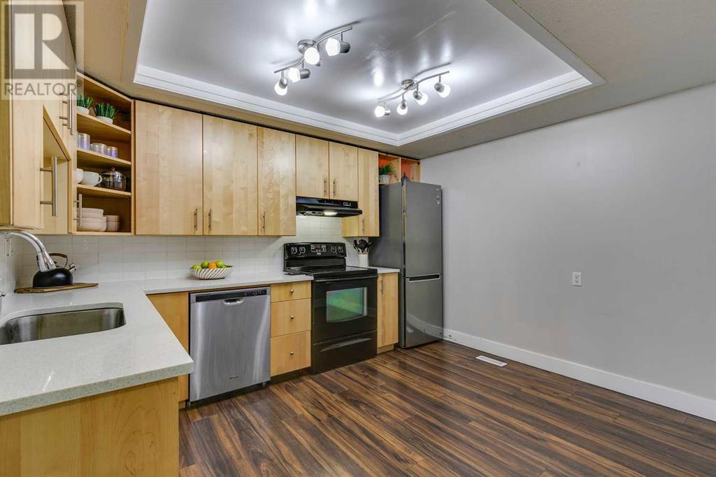 Single Family House for Sale in   Canterbury Drive SW Canyon Meadows Calgary 