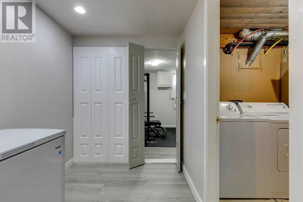 Single Family House for Sale in   Canterbury Drive SW Canyon Meadows Calgary 