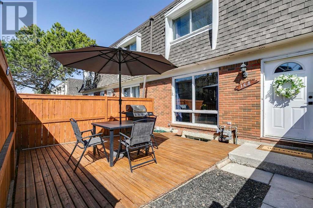 Single Family House for Sale in   Canterbury Drive SW Canyon Meadows Calgary 