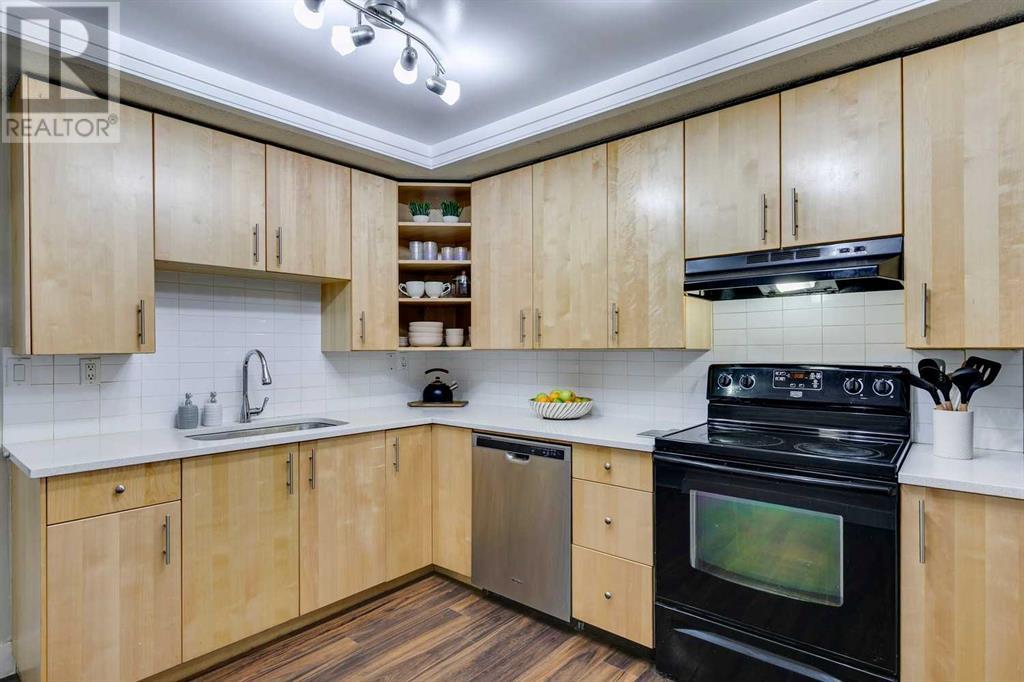 Single Family House for Sale in   Canterbury Drive SW Canyon Meadows Calgary 