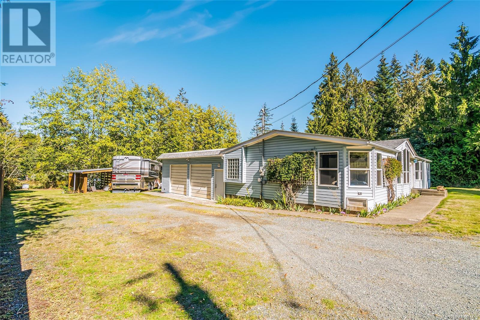 Photo 16 of 1122 Popham Rd, Parksville BC