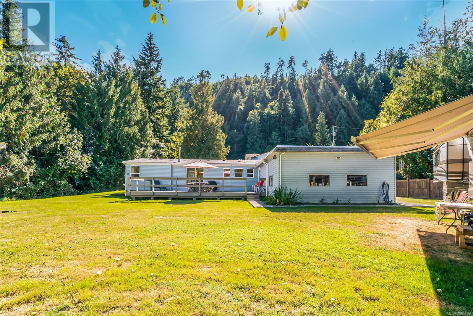 Photo 24 of 1122 Popham Rd, Parksville BC