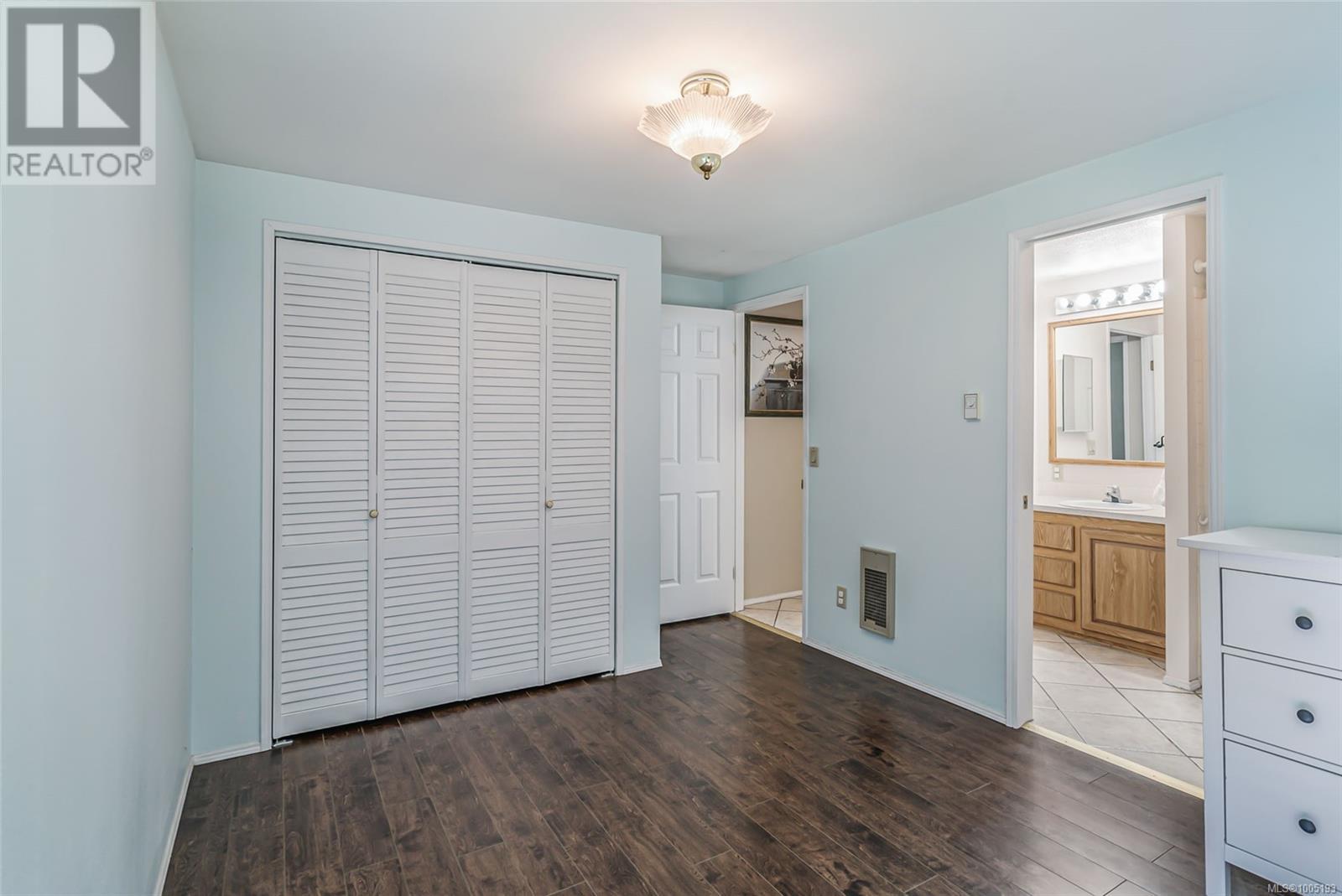 Photo 38 of 1122 Popham Rd, Parksville BC