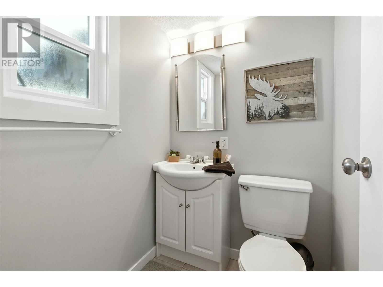 Photo 17 of 800 Southill Street Unit 4, Kamloops BC