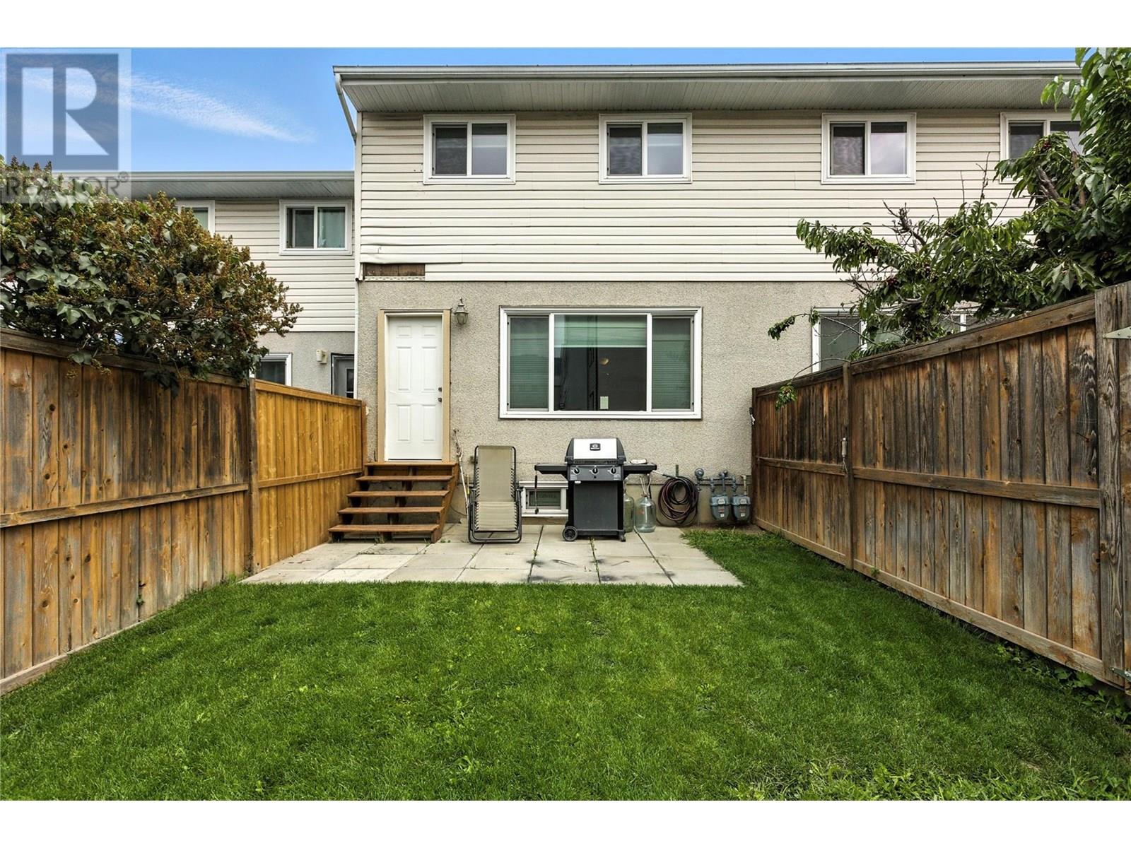 Photo 6 of 800 Southill Street Unit 4, Kamloops BC