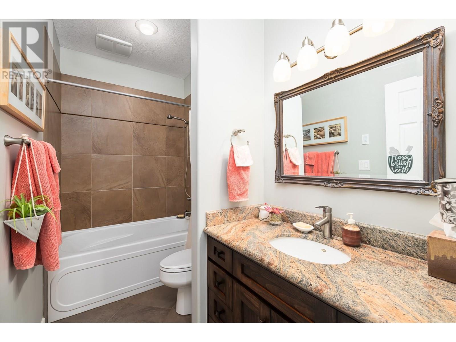 Photo 8 of 420 20th Avenue N Unit 18, Creston BC