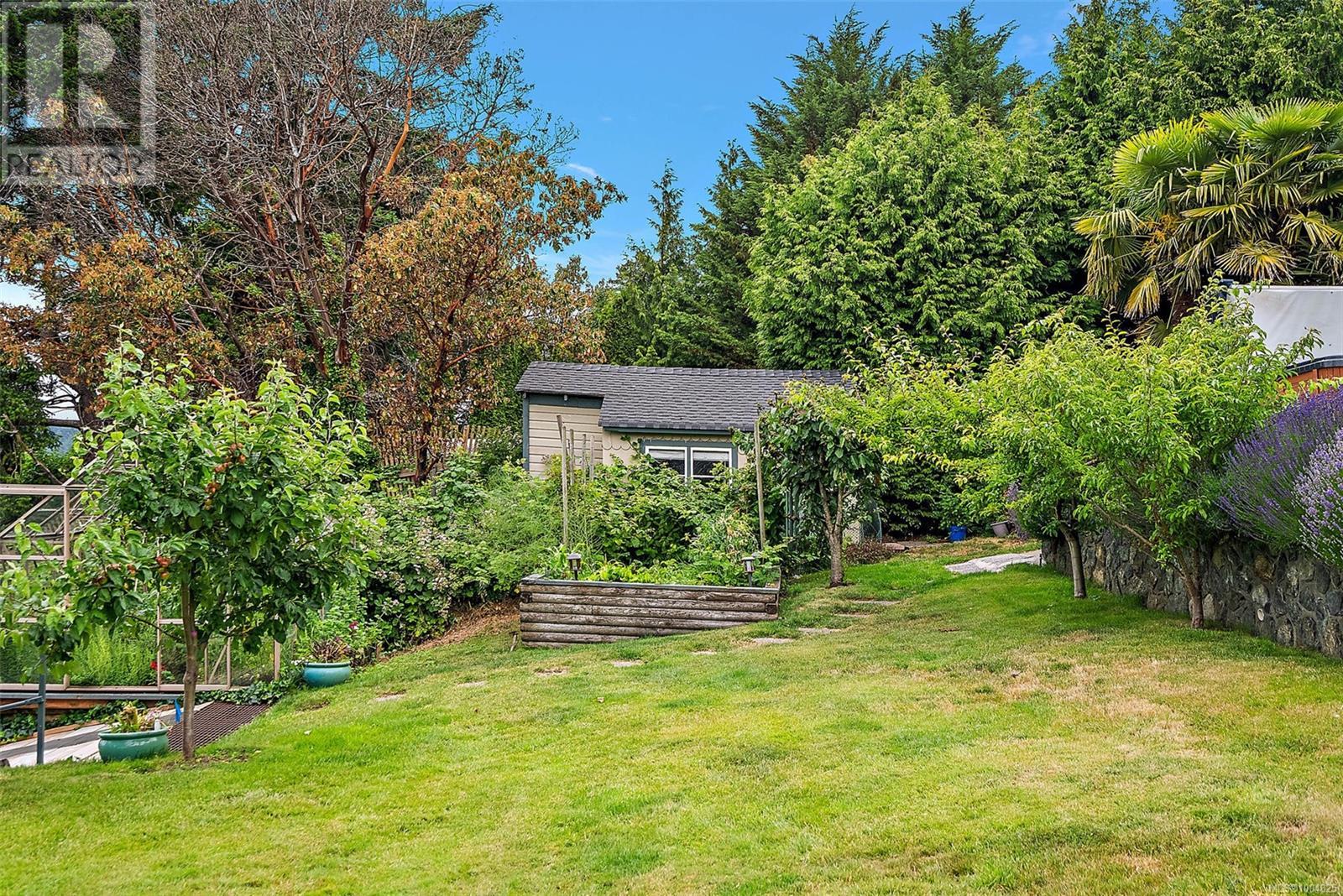Photo 39 of 8 Lighthouse Lane, View Royal BC