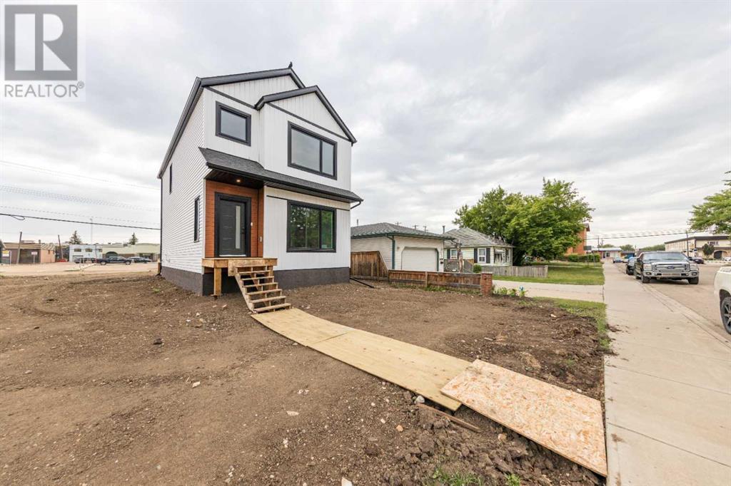 Photo 10 of 5016 47 Street, Lloydminster AB