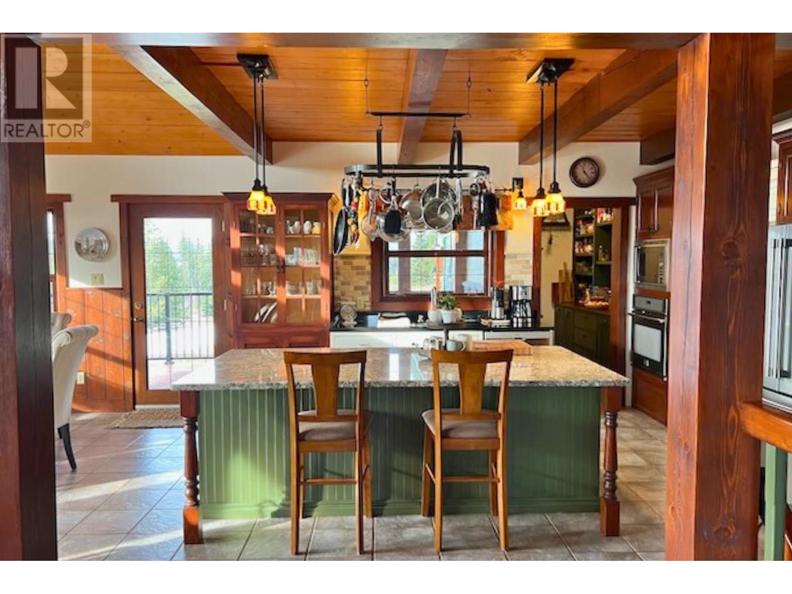 15976 JARMAN ROAD, Topley