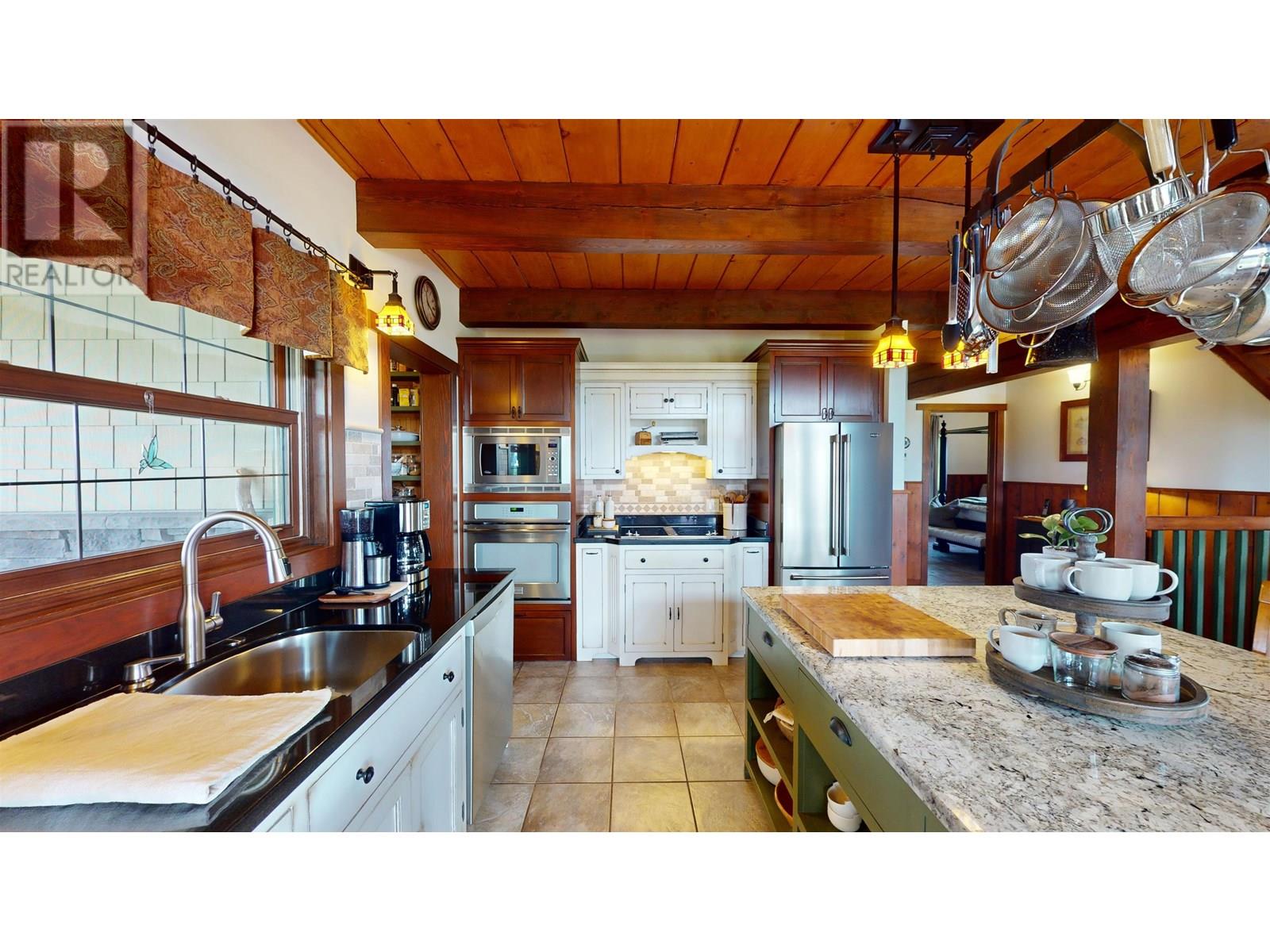 15976 JARMAN ROAD, Topley