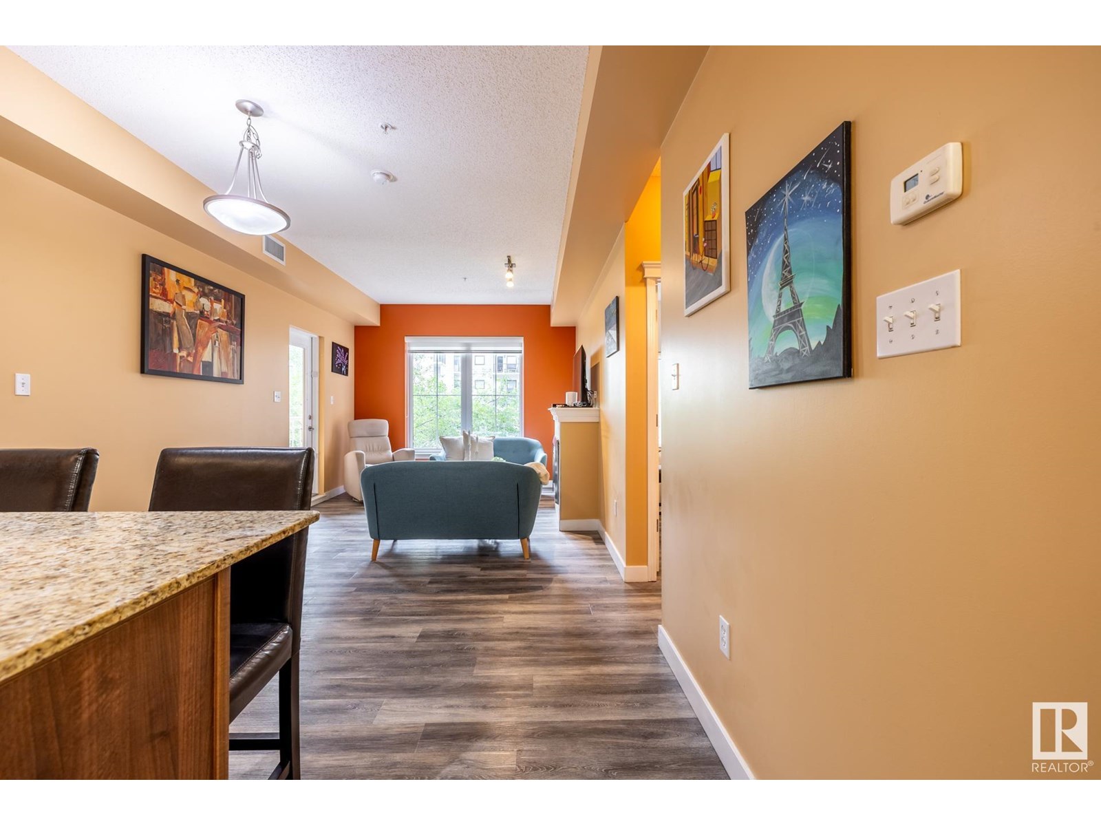 Photo 17 of 209 10333 112 St Nw, Edmonton AB