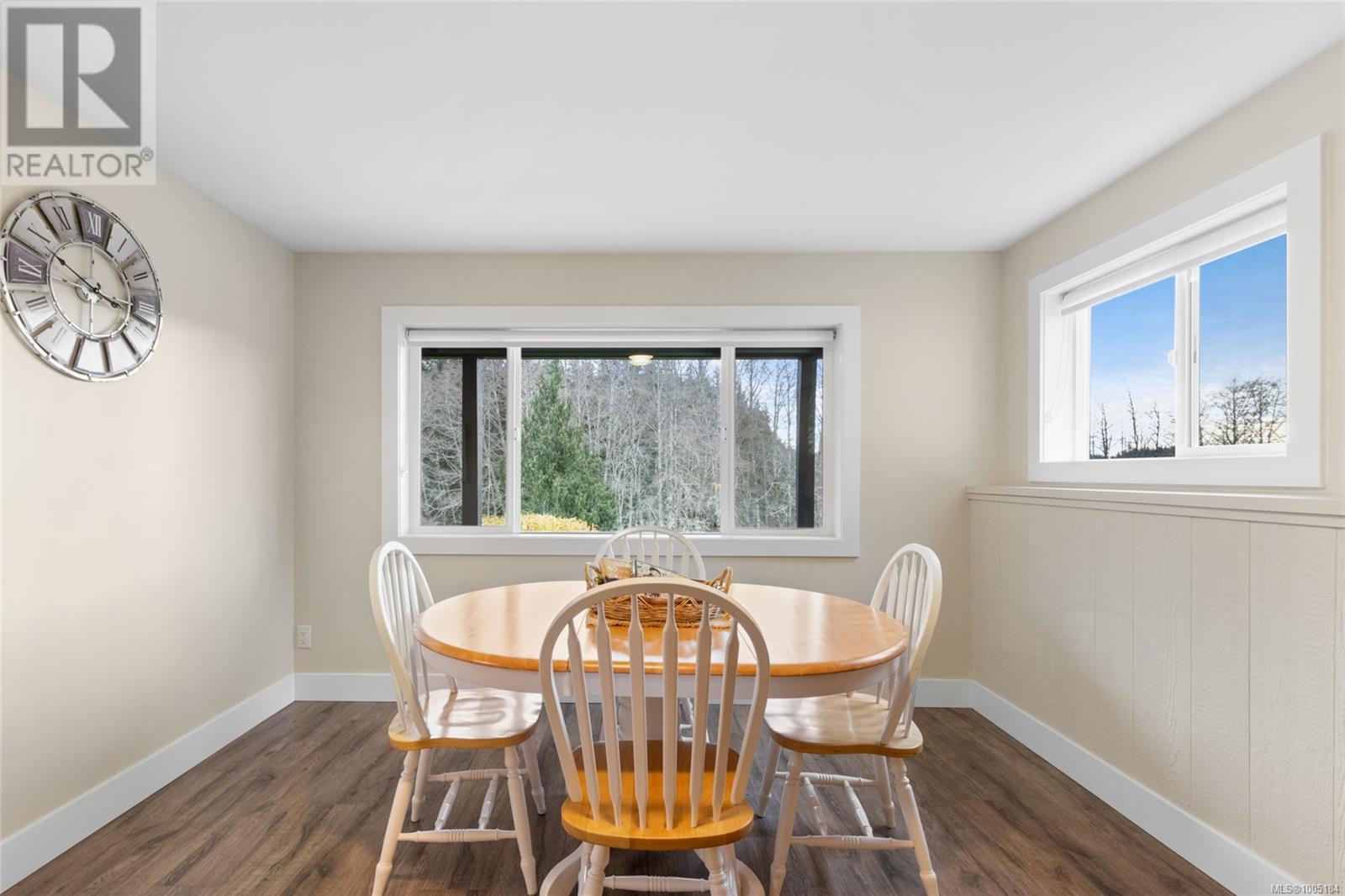 Photo 11 of 4090 Otter Point Rd, Sooke BC
