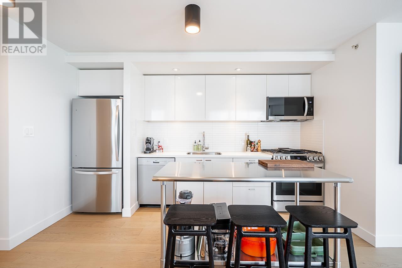 Photo 3 of 905 328 E 11 Th Avenue, Vancouver BC
