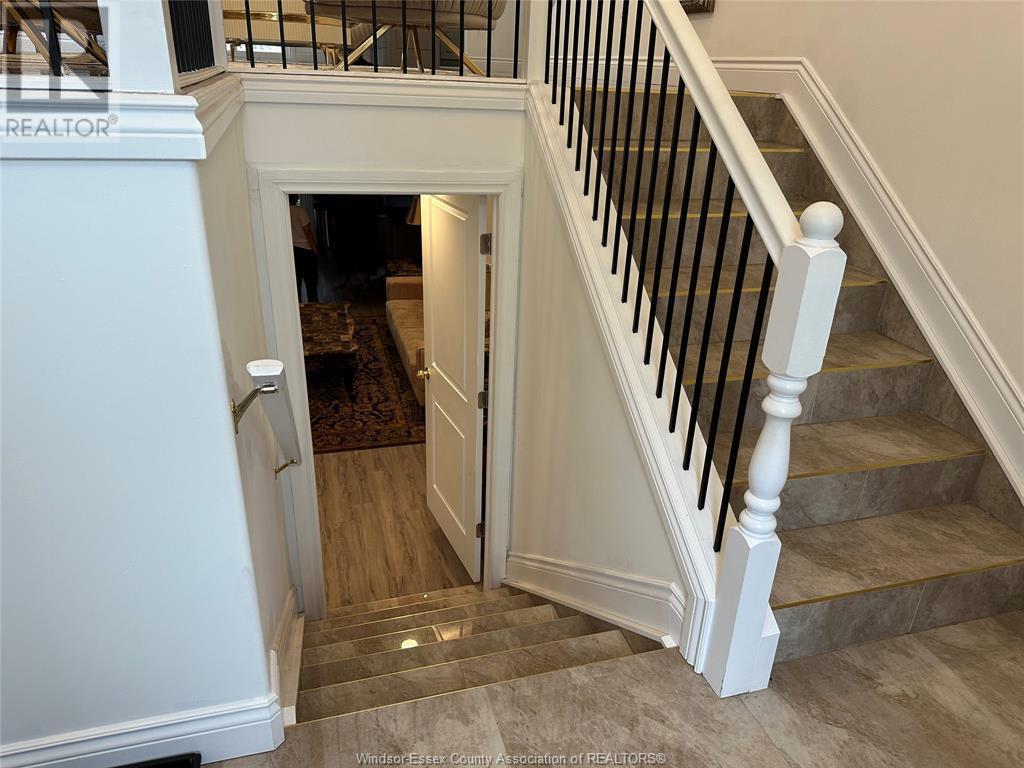 Photo 5 of 2127 Dominion Boulevard, Windsor ON