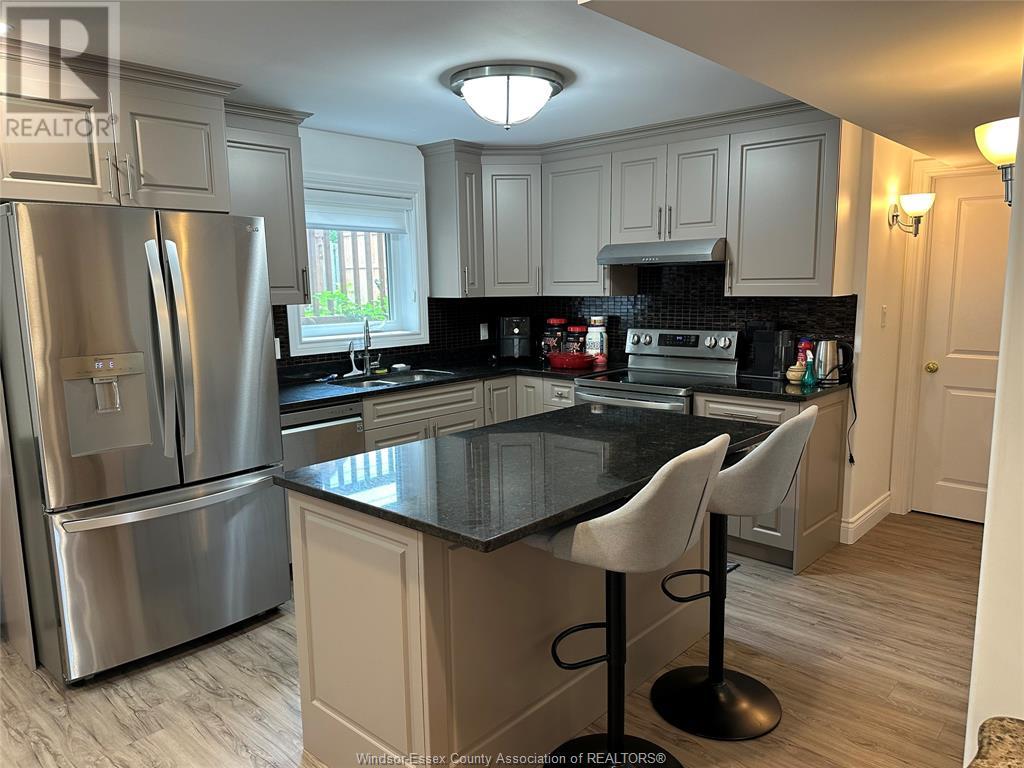 Photo 4 of 2127 Dominion Boulevard, Windsor ON