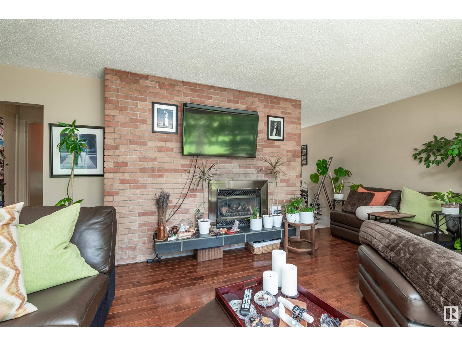 Photo 12 of 451 22559 Wye Rd, Rural Strathcona County AB