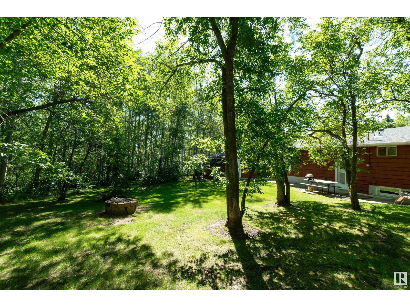Photo 26 of 451 22559 Wye Rd, Rural Strathcona County AB