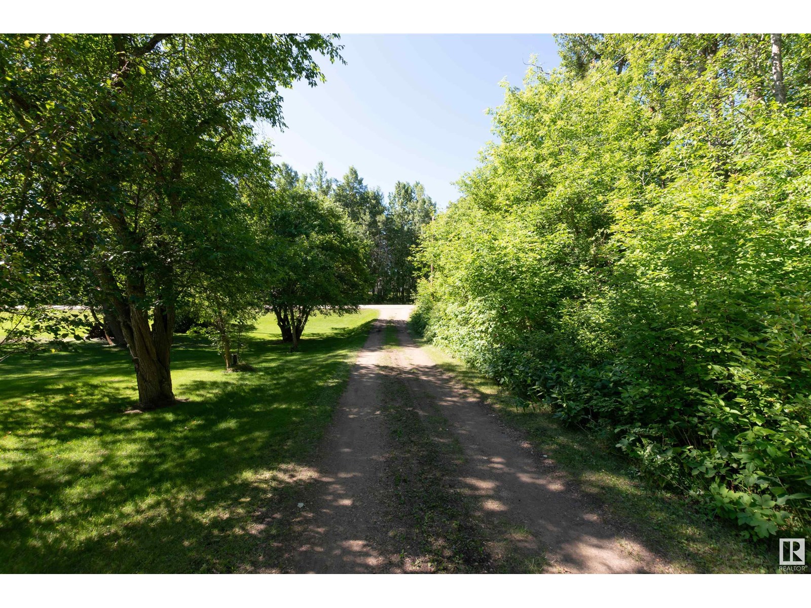 Photo 7 of 451 22559 Wye Rd, Rural Strathcona County AB
