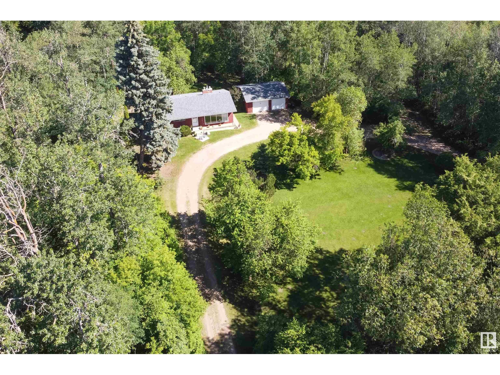 Photo 17 of 451 22559 Wye Rd, Rural Strathcona County AB