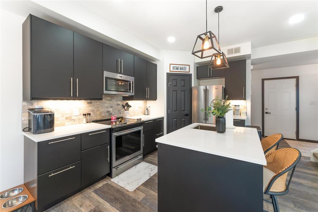 Photo 7 of 230 Mclean Avenue, Selkirk MB