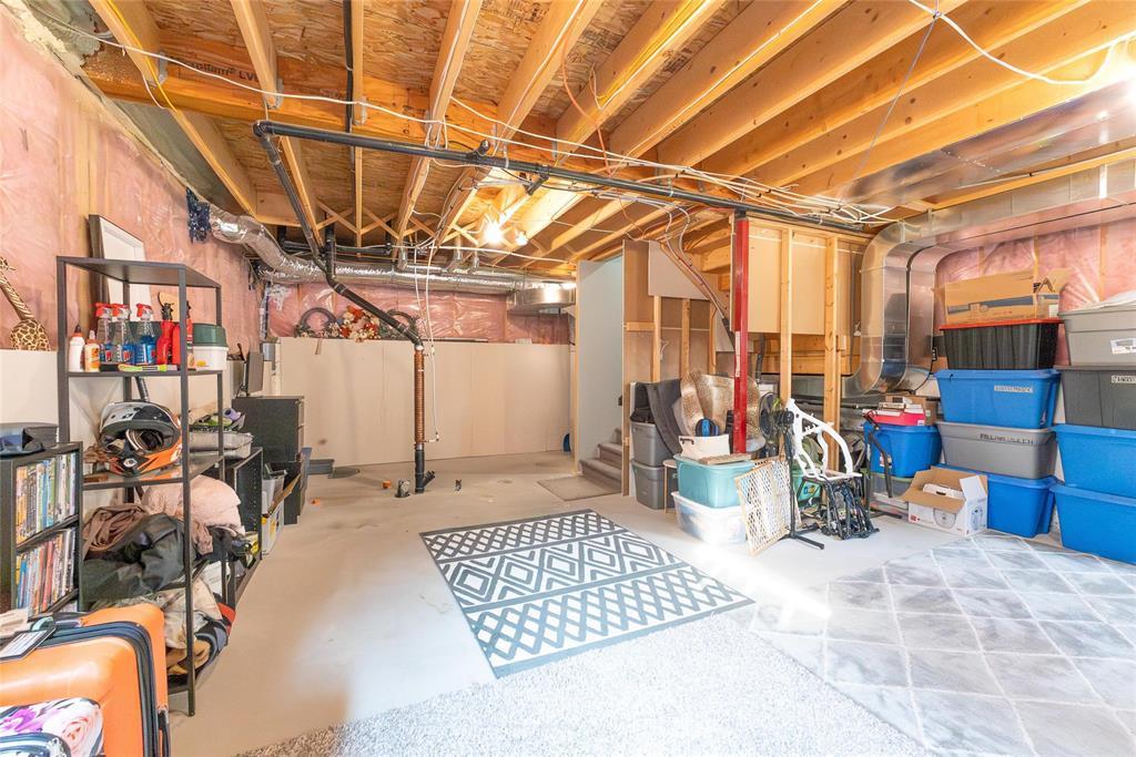 Photo 30 of 230 Mclean Avenue, Selkirk MB