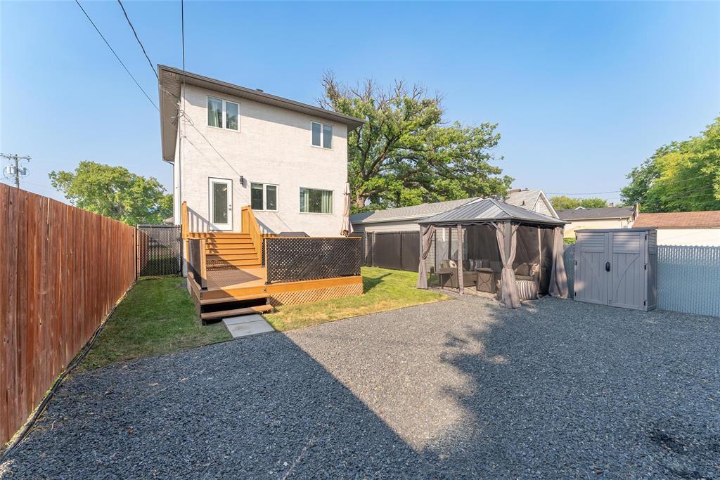 Photo 39 of 230 Mclean Avenue, Selkirk MB