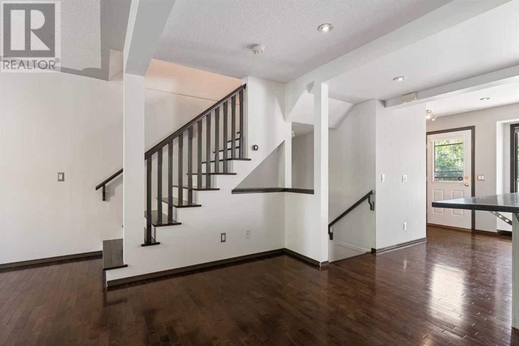 Single Family House for Sale in  Killarney Glen Court SW Killarney/Glengarry Calgary 