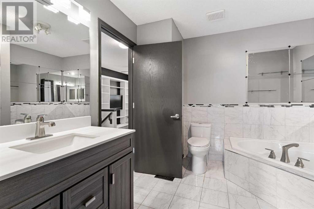 Single Family House for Sale in  Killarney Glen Court SW Killarney/Glengarry Calgary 
