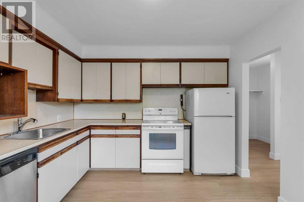 Single Family House Bungalow for Sale in   Street NE Mayland Heights Calgary 