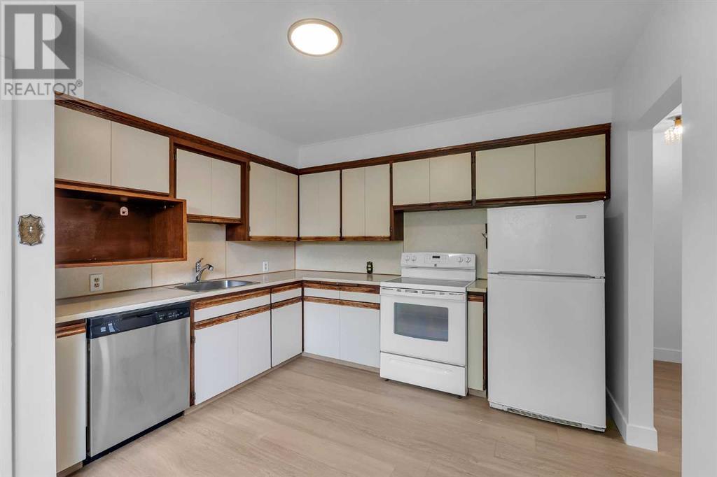Single Family House Bungalow for Sale in   Street NE Mayland Heights Calgary 