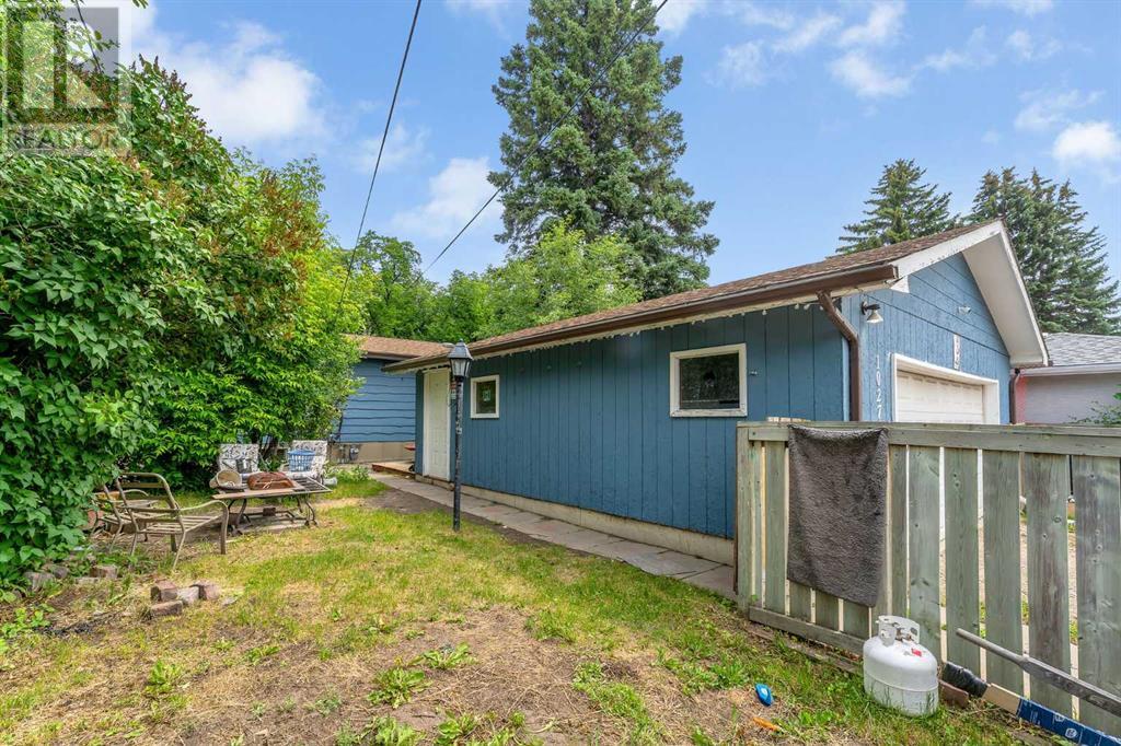 Single Family House Bungalow for Sale in   Street NE Mayland Heights Calgary 