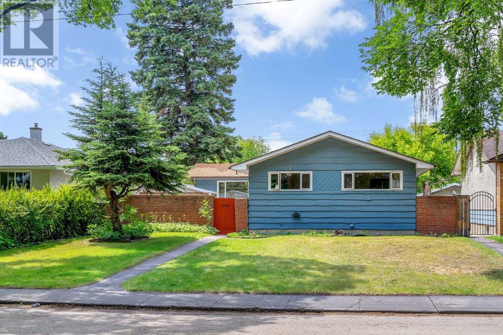 Single Family House Bungalow for Sale in   Street NE Mayland Heights Calgary 