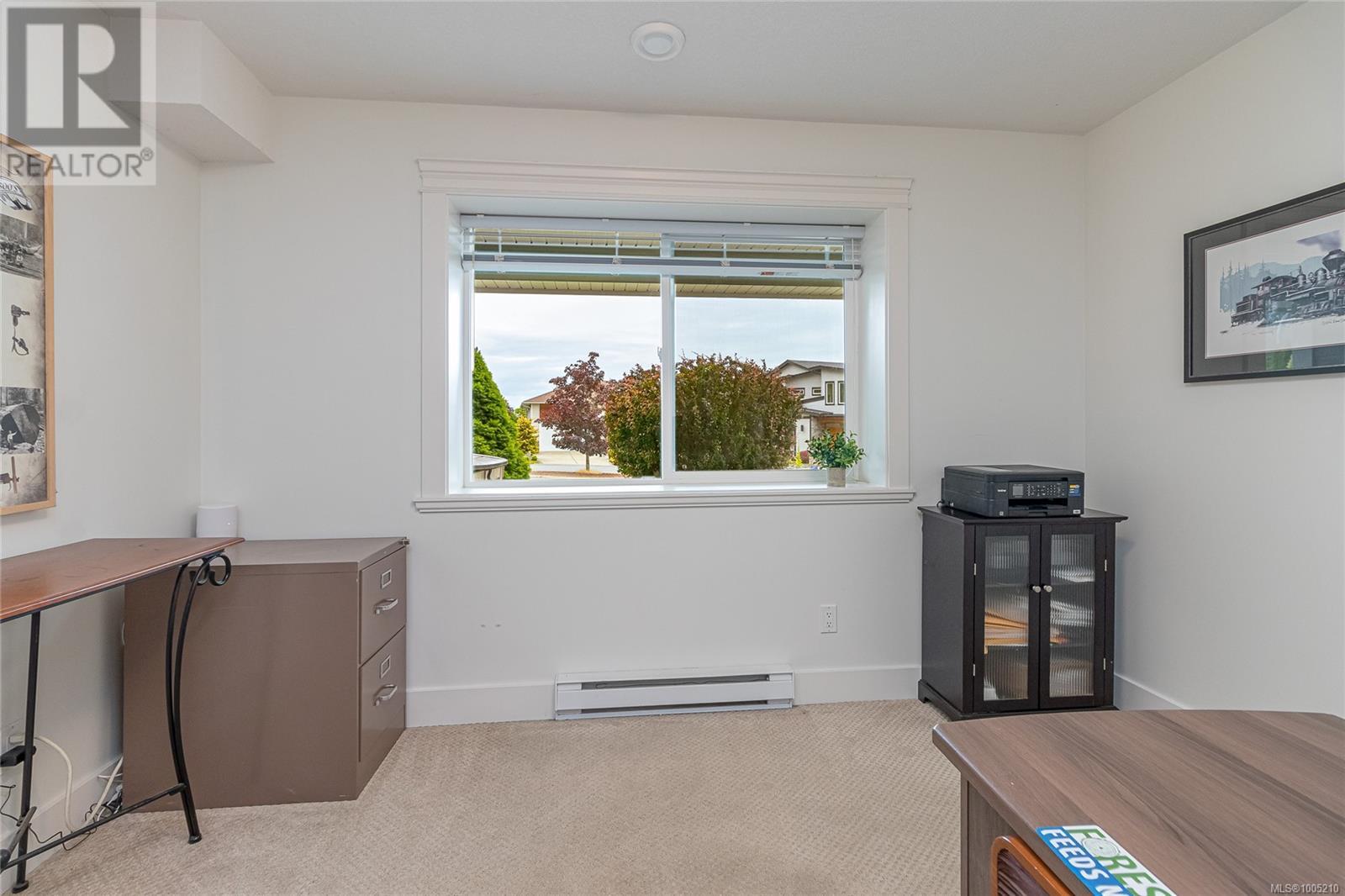Photo 30 of 606 Stevens Pl, Ladysmith BC