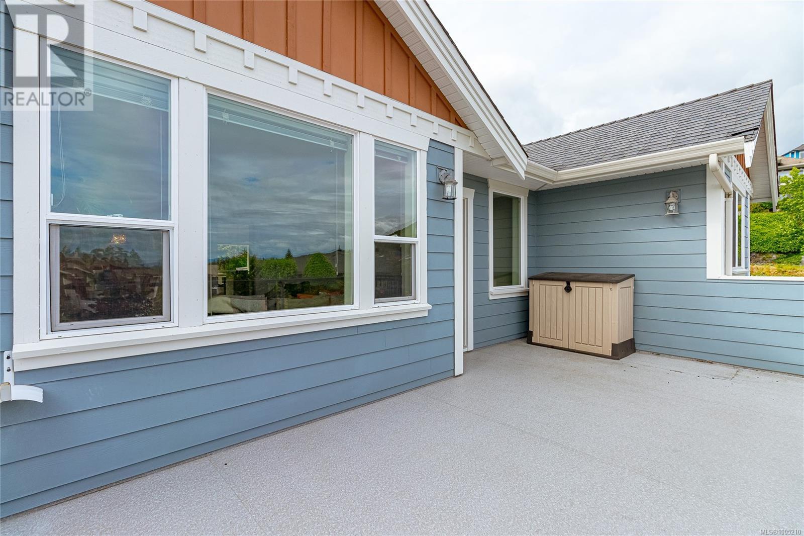 Photo 9 of 606 Stevens Pl, Ladysmith BC