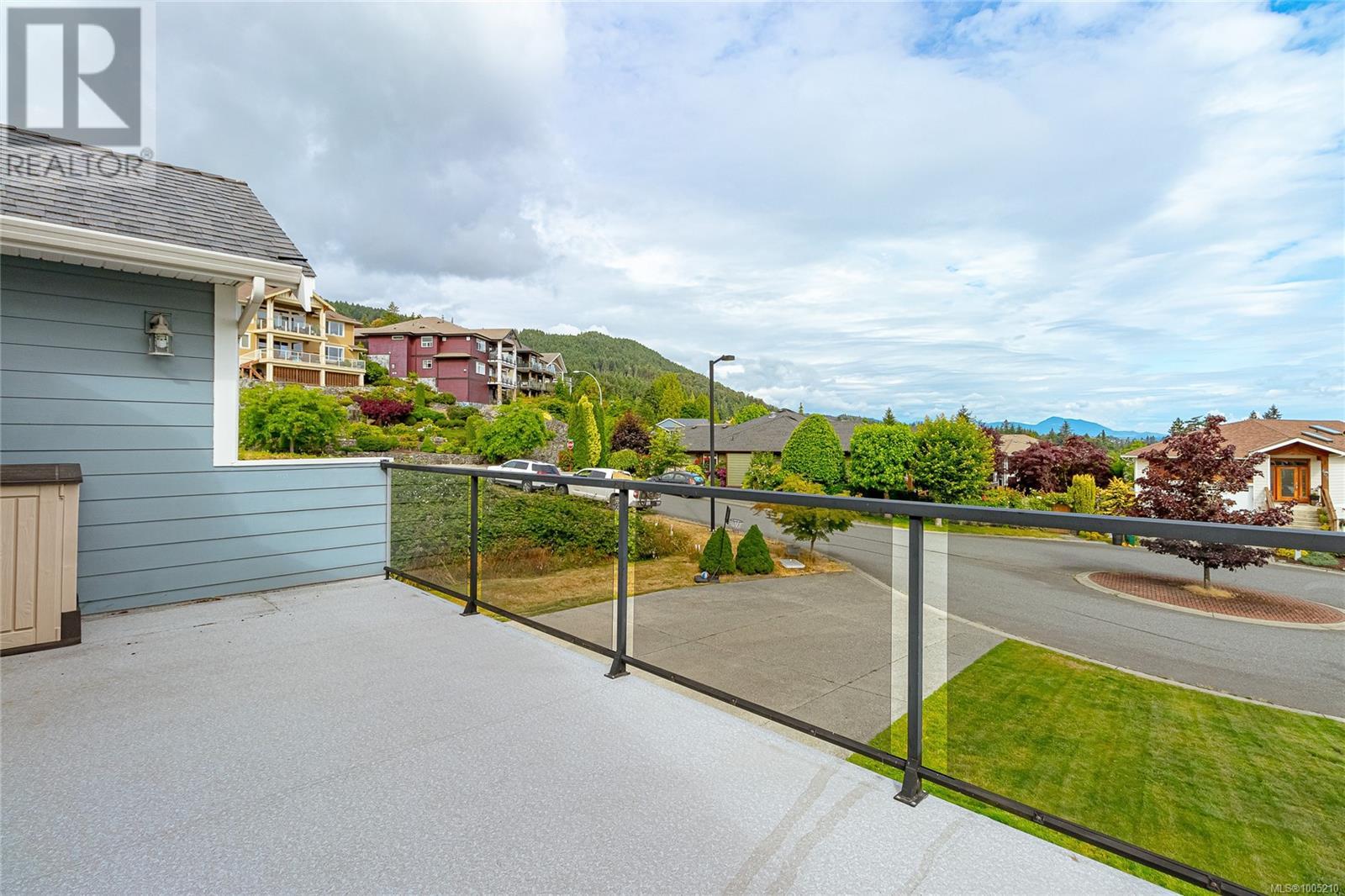 Photo 26 of 606 Stevens Pl, Ladysmith BC