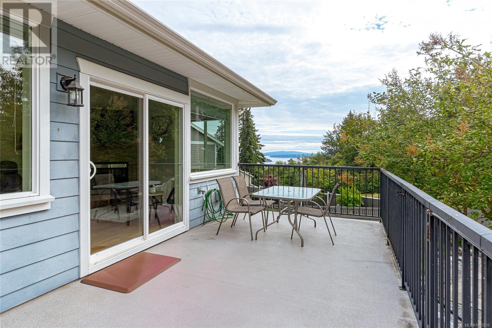 Photo 25 of 606 Stevens Pl, Ladysmith BC