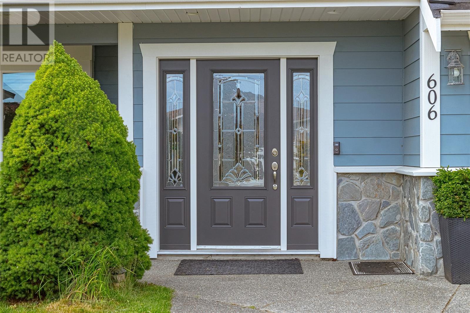 Photo 48 of 606 Stevens Pl, Ladysmith BC