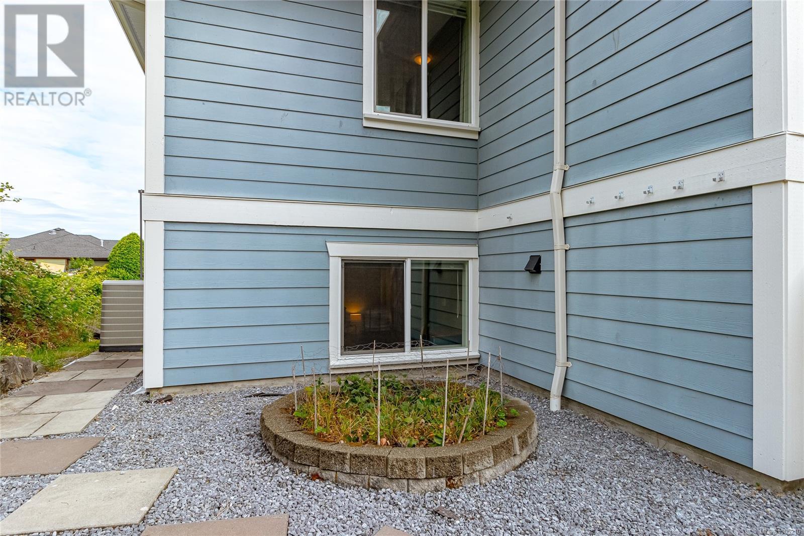 Photo 41 of 606 Stevens Pl, Ladysmith BC