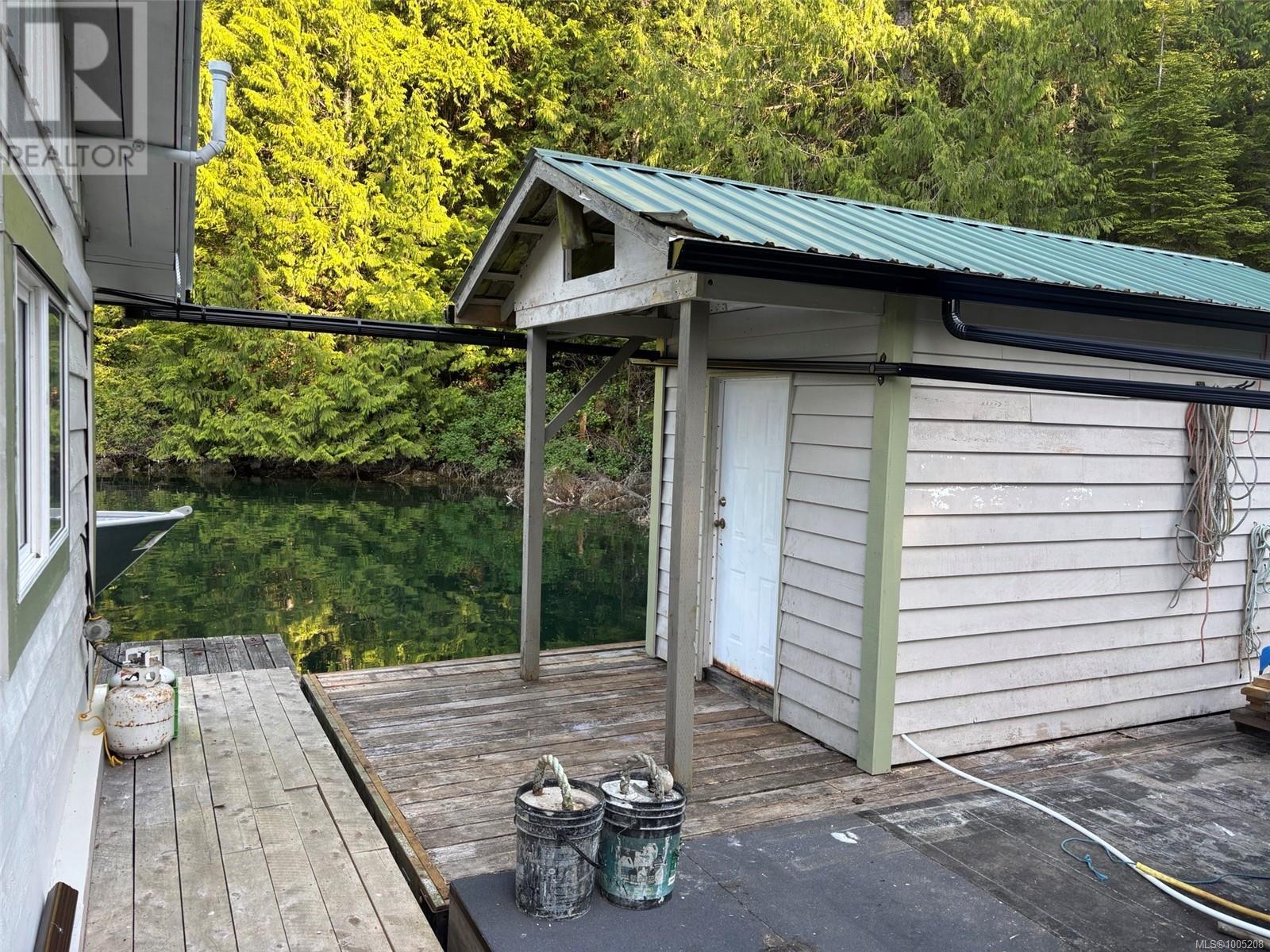 55 USELESS Inlet, Port Alberni