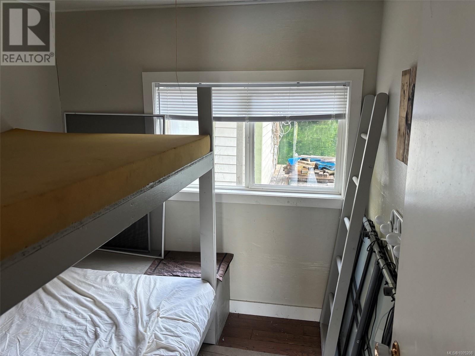 55 USELESS Inlet, Port Alberni