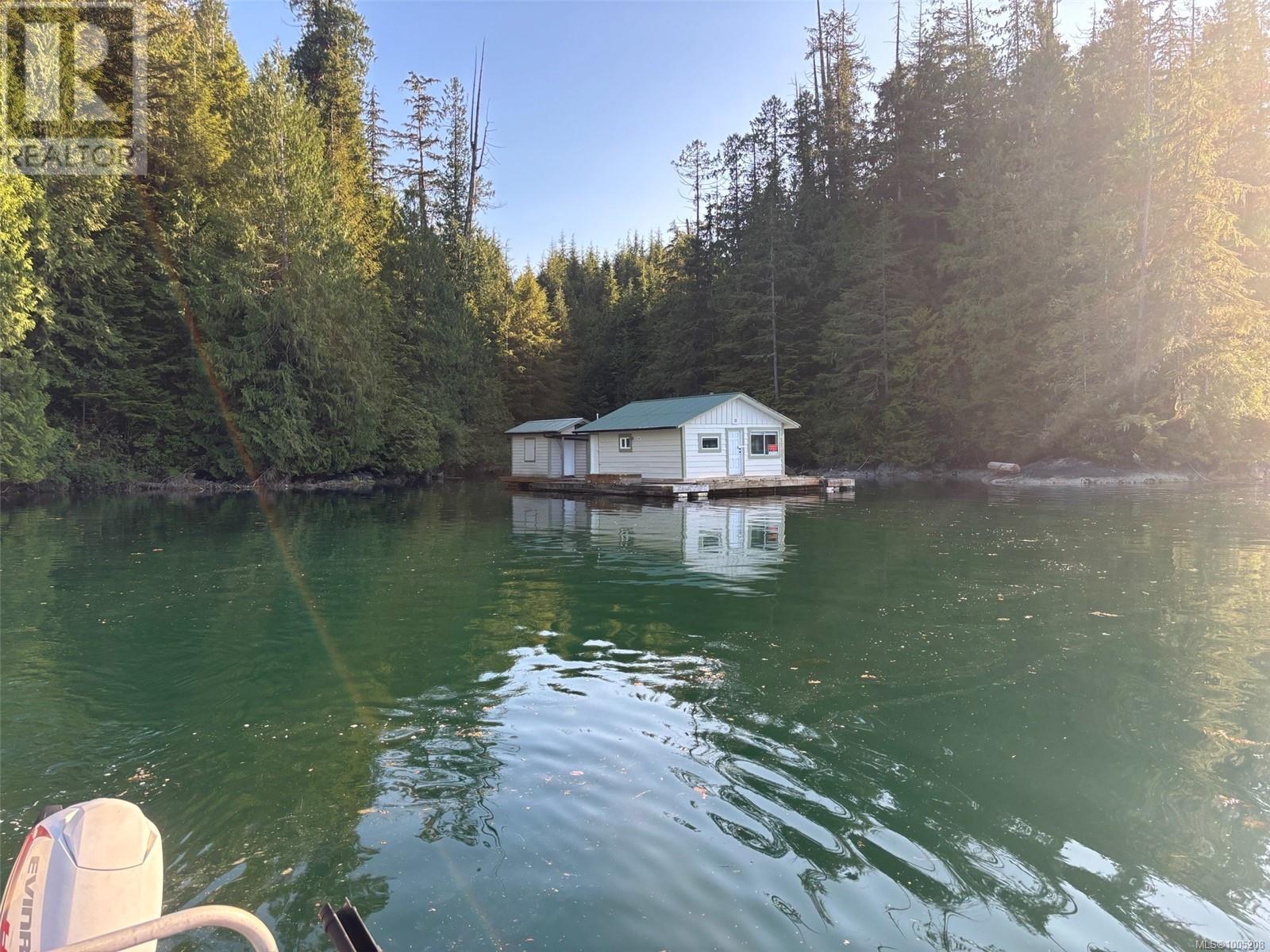 55 USELESS Inlet, Port Alberni