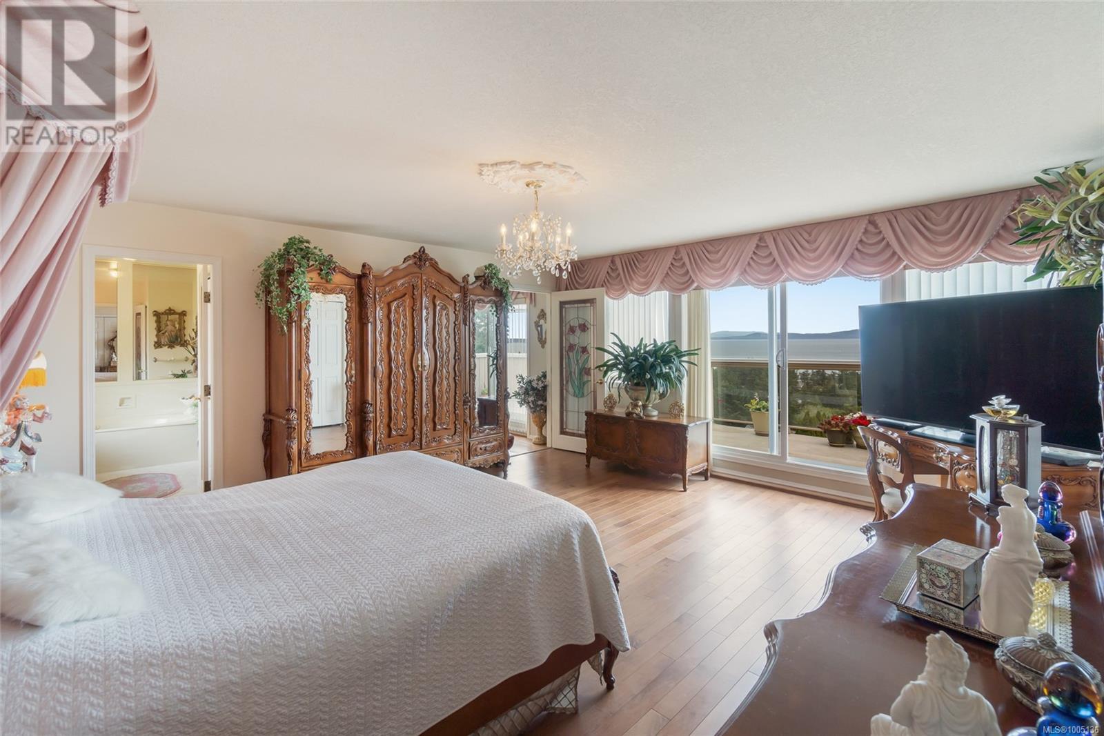 Photo 34 of 5200 Polson Terr, Saanich BC