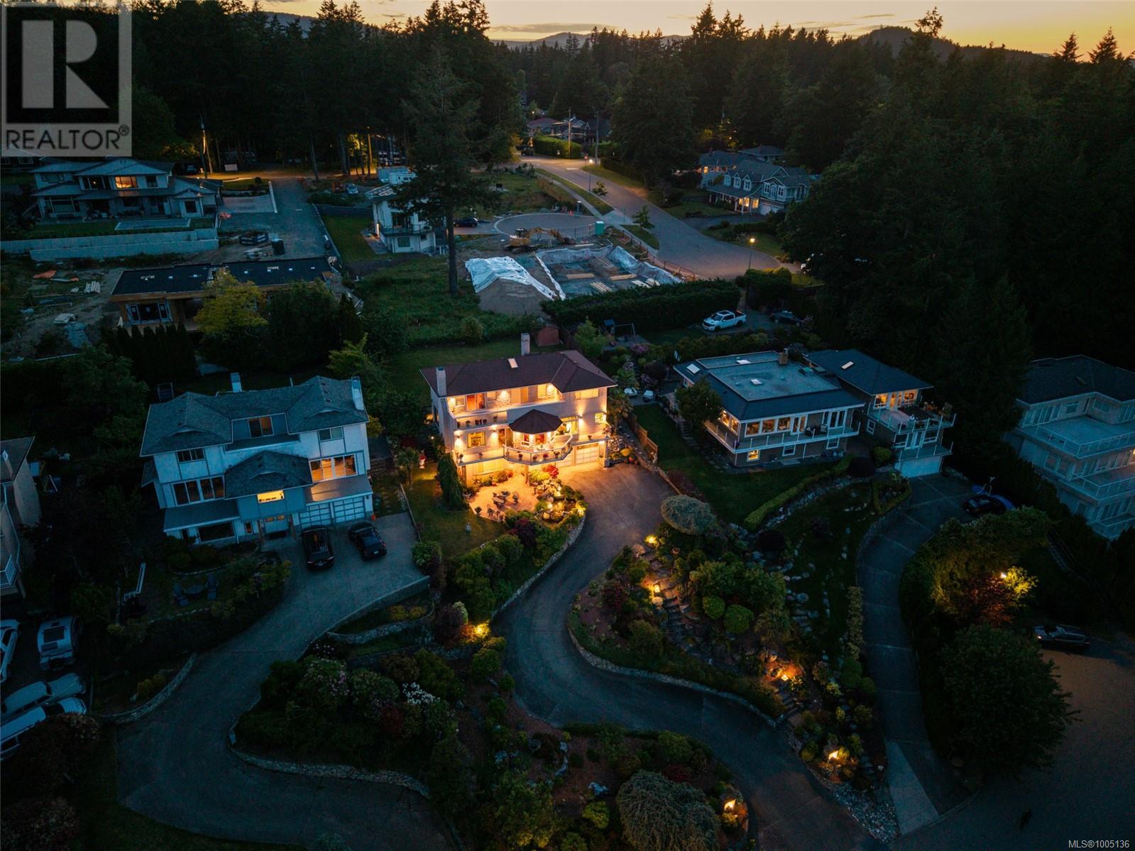 Photo 36 of 5200 Polson Terr, Saanich BC