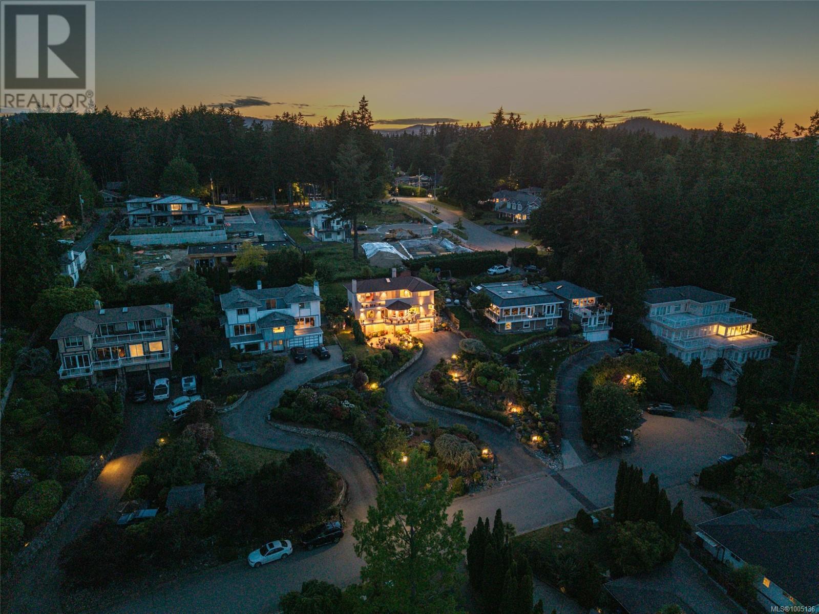 Photo 18 of 5200 Polson Terr, Saanich BC