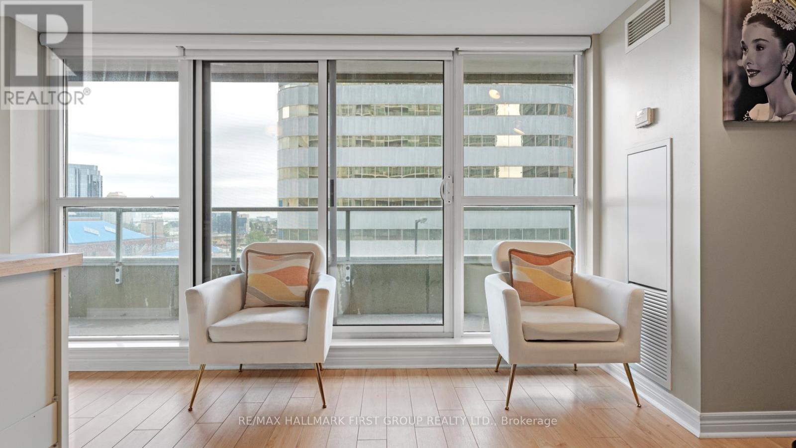 Photo 26 of 405 70 Town Centre Court, Toronto ON