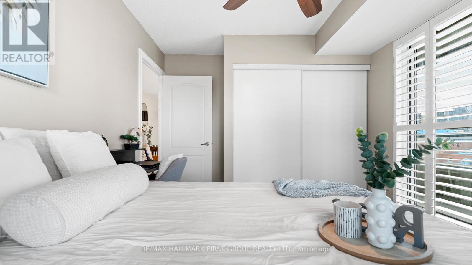 Photo 31 of 405 70 Town Centre Court, Toronto ON