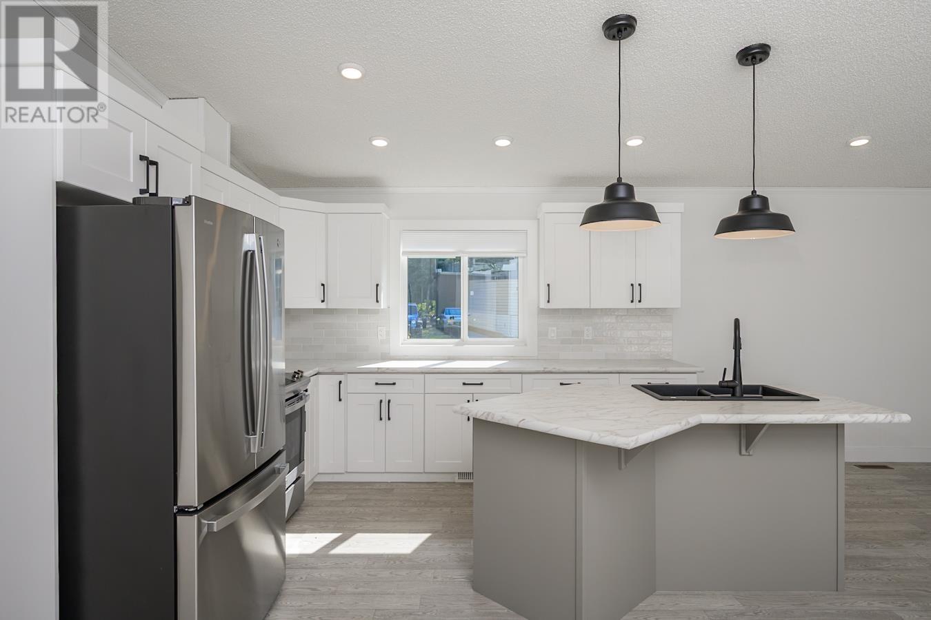 Photo 19 of 11 5164 Hart Highway, Prince George BC