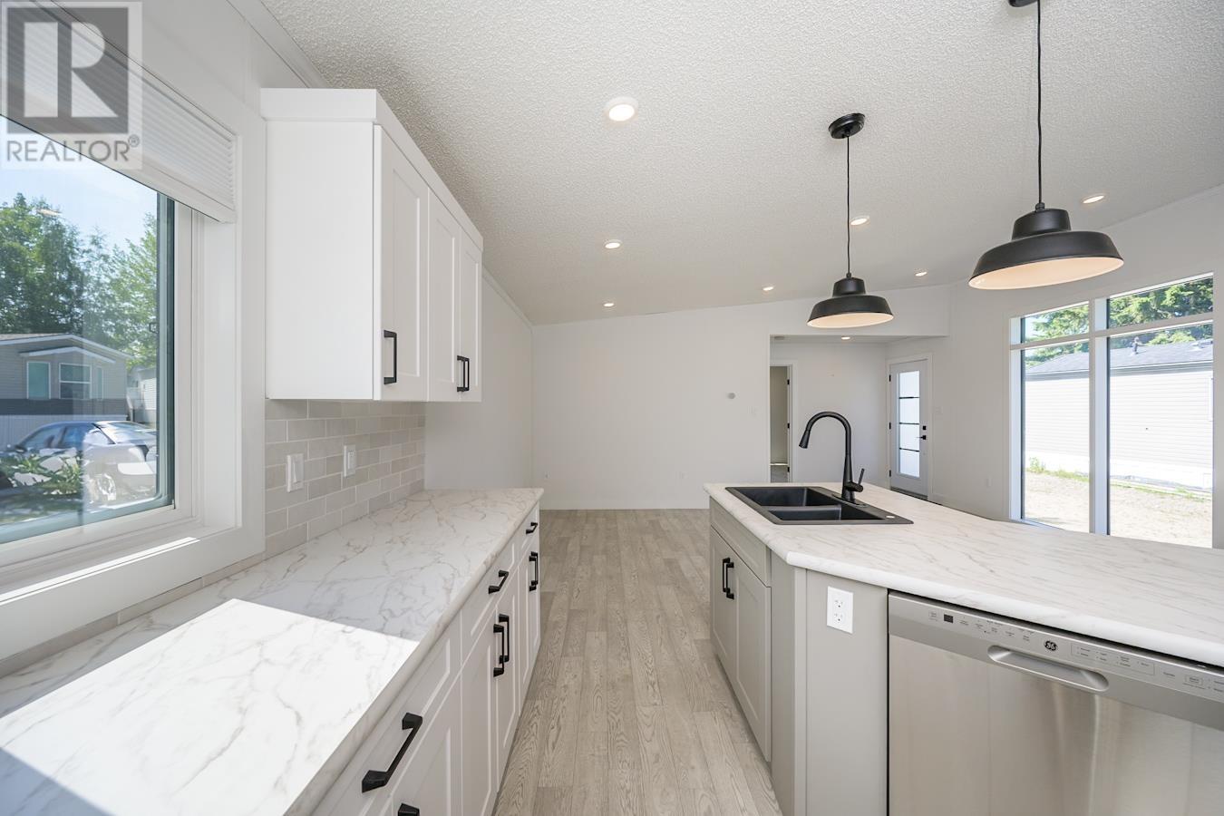 Photo 13 of 11 5164 Hart Highway, Prince George BC